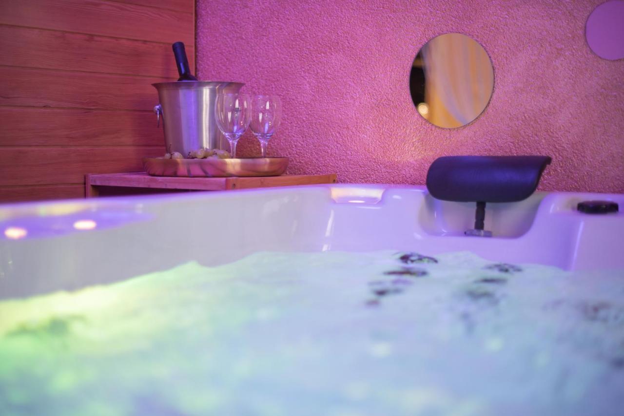 Wellness Studio D'Or - Exclusive New Apartment With Whirlpool, Sauna, Sunny Terrace, Private Parking Пореч Екстер'єр фото